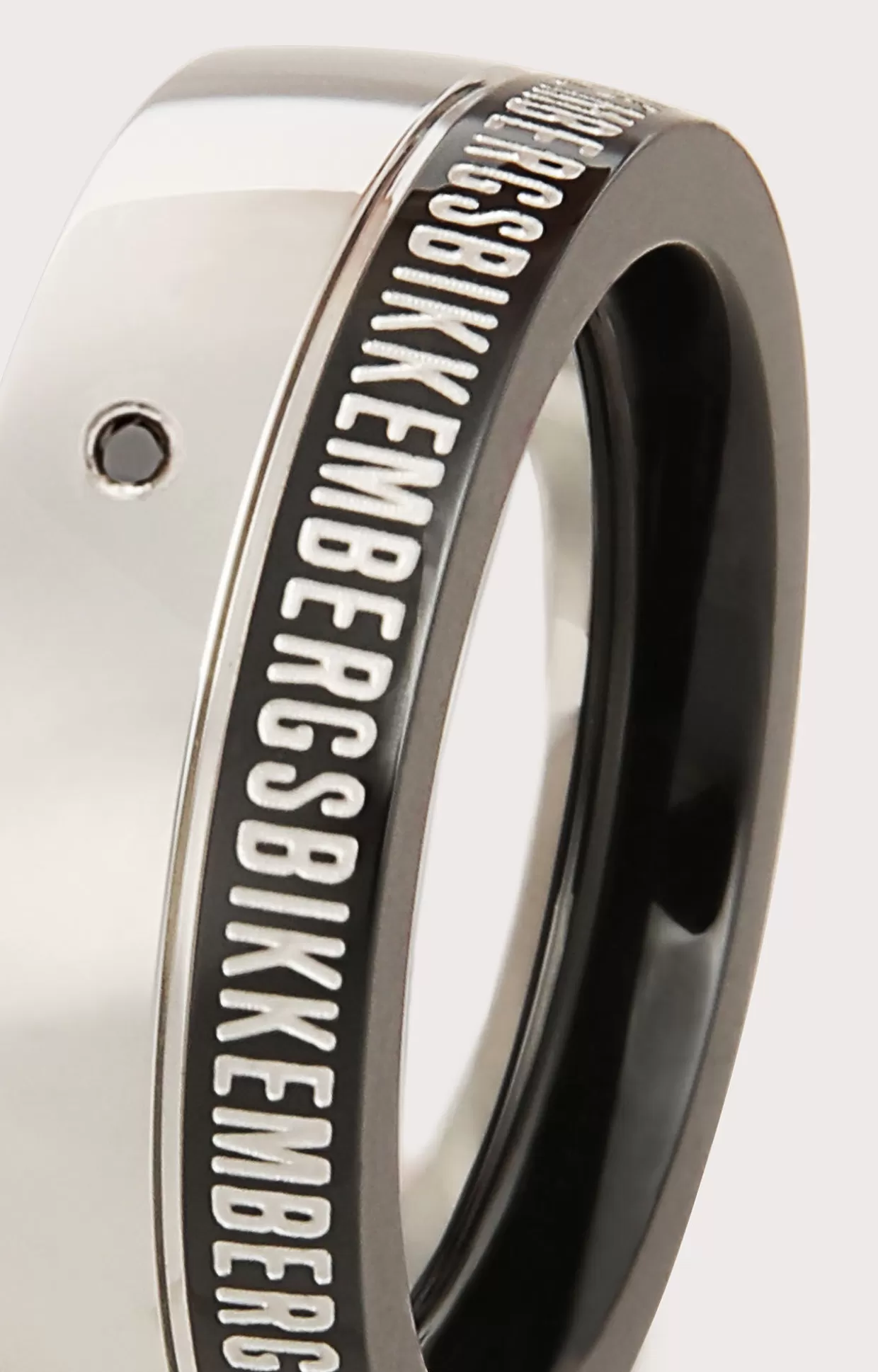 Bikkembergs Anello Da Uomo Con Diamante 86 Shop